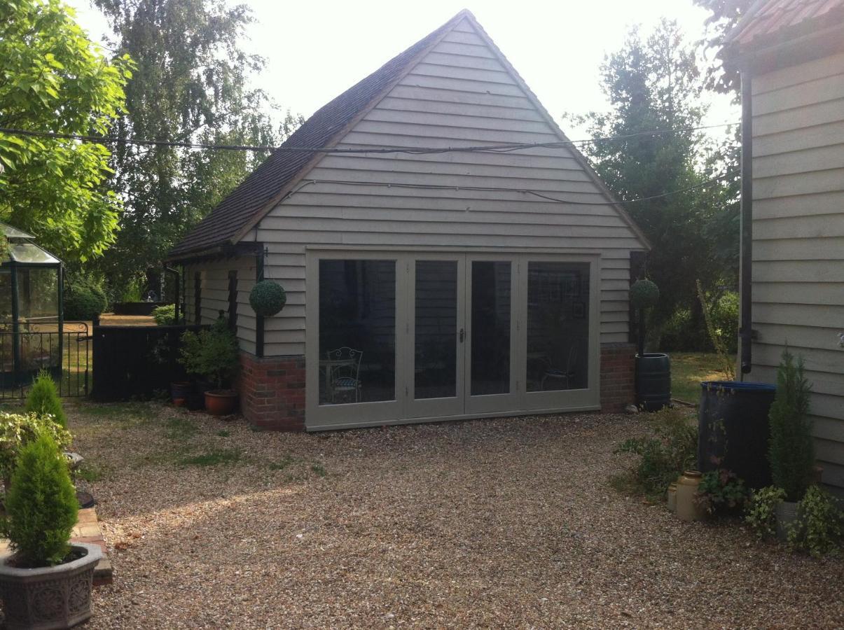 Bonningtons Stansted Self Catering Hotell Stansted Mountfitchet Rom bilde