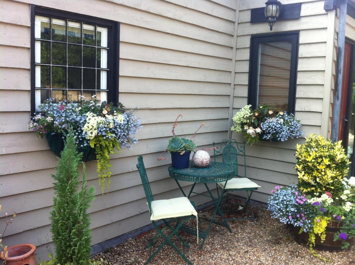 Bonningtons Stansted Self Catering Hotell Stansted Mountfitchet Rom bilde